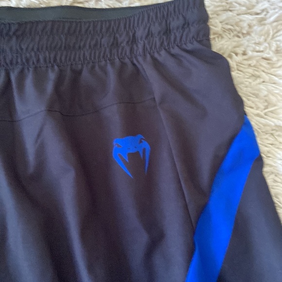 Venum Muay Thai shorts - Picture 2 of 5